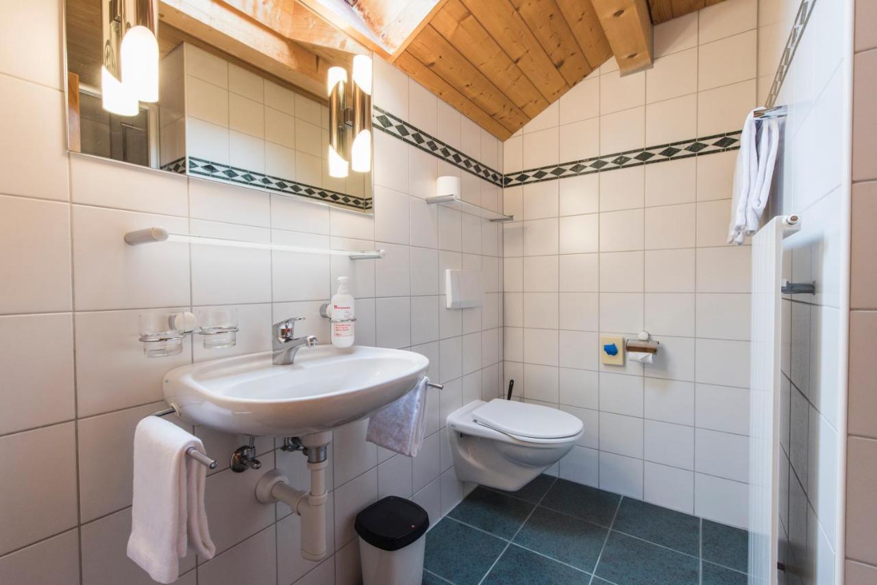 Hotel Alpenrose Beim Ballenberg Hofstetten bei Brienz Экстерьер фото